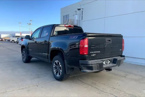 More photos of 2021 Chevrolet Colorado Z71 at Cable Dahmer of Topeka, KS