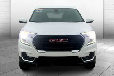 Photos of 2024 GMC Terrain SLE for sale in Topeka, KS at Cable Dahmer of Topeka