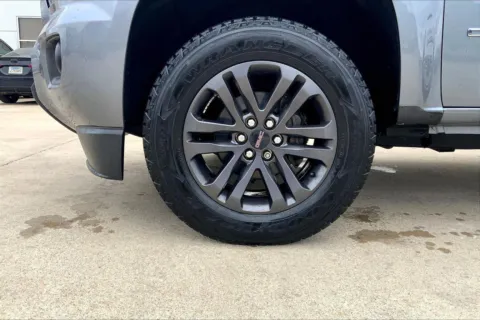 Photos of 2019 GMC Canyon 4WD SLE for sale in Topeka, KS at Cable Dahmer of Topeka