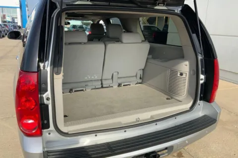 More photos of 2013 GMC Yukon XL SLT at Cable Dahmer of Topeka, KS