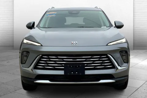 Photos of 2025 Buick Envision Preferred for sale in Topeka, KS at Cable Dahmer of Topeka