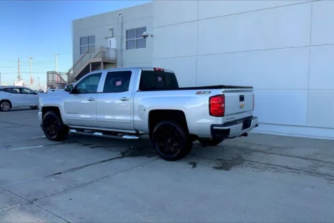 More photos of 2016 Chevrolet Silverado 1500 LT at Cable Dahmer of Topeka, KS