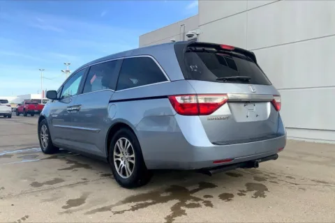 More photos of 2011 Honda Odyssey EX-L at Cable Dahmer of Topeka, KS