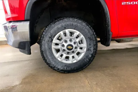 Photos of 2022 Chevrolet Silverado 2500 HD LT for sale in Topeka, KS at Cable Dahmer of Topeka