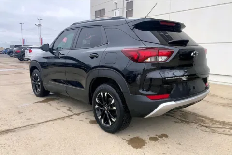More photos of 2021 Chevrolet Trailblazer LT at Cable Dahmer of Topeka, KS