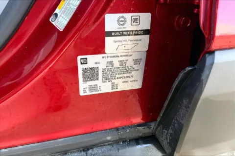 More photos of 2023 GMC Acadia SLT at Cable Dahmer of Topeka, KS