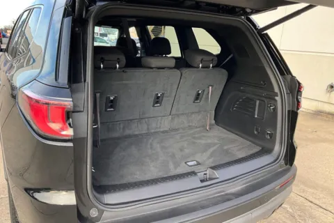 More photos of 2025 GMC Acadia Elevation at Cable Dahmer of Topeka, KS