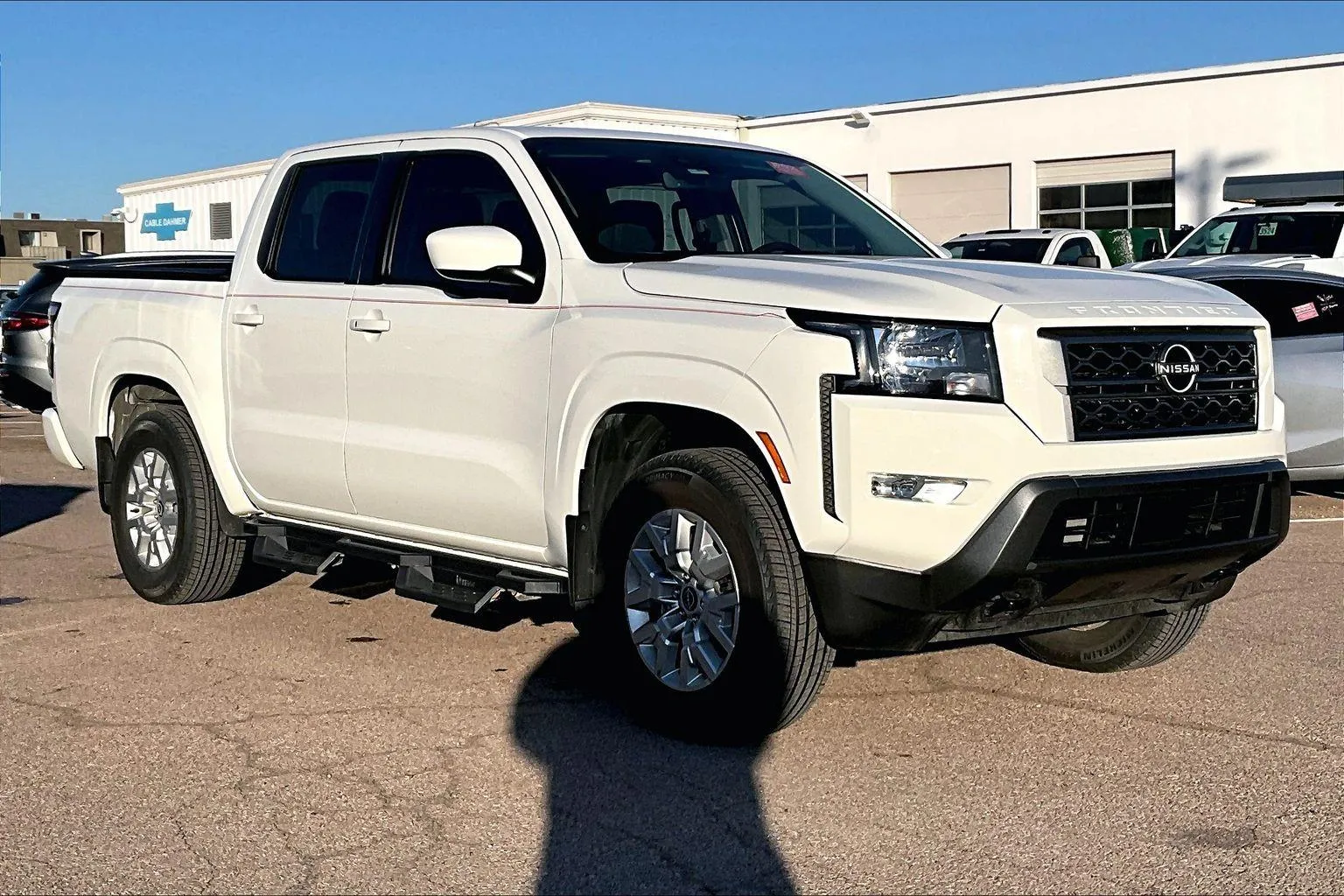 White 2024 Nissan Frontier SV for sale in Topeka, KS