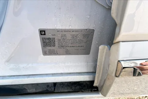 More photos of 2021 Chevrolet Traverse Premier at Cable Dahmer of Topeka, KS