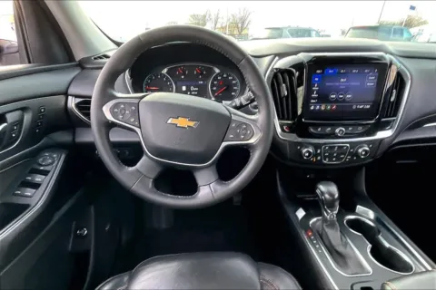 More photos of 2021 Chevrolet Traverse Premier at Cable Dahmer of Topeka, KS