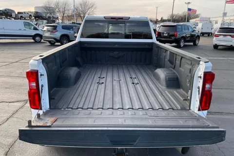 More photos of 2020 Chevrolet Silverado 3500 HD LTZ at Cable Dahmer of Topeka, KS