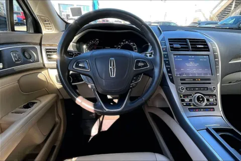 More photos of 2020 Lincoln MKZ Reserve at Cable Dahmer of Topeka, KS