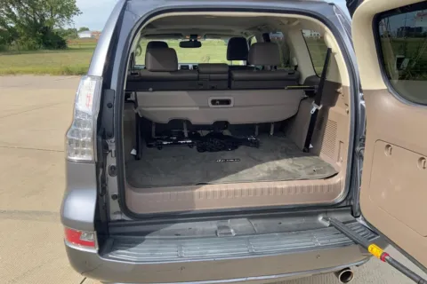 More photos of 2018 Lexus GX 460 at Cable Dahmer of Topeka, KS