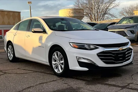 White 2024 Chevrolet Malibu 1LT for sale in Topeka, KS