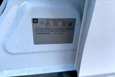 More photos of 2012 Chevrolet Cruze LT w/1LT at Cable Dahmer of Topeka, KS