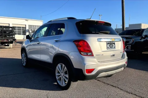 More photos of 2020 Chevrolet Trax Premier at Cable Dahmer of Topeka, KS