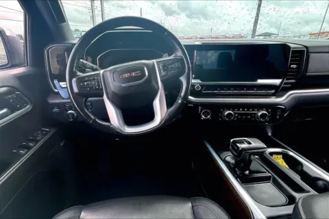 More photos of 2022 GMC Sierra 1500 SLT at Cable Dahmer of Topeka, KS