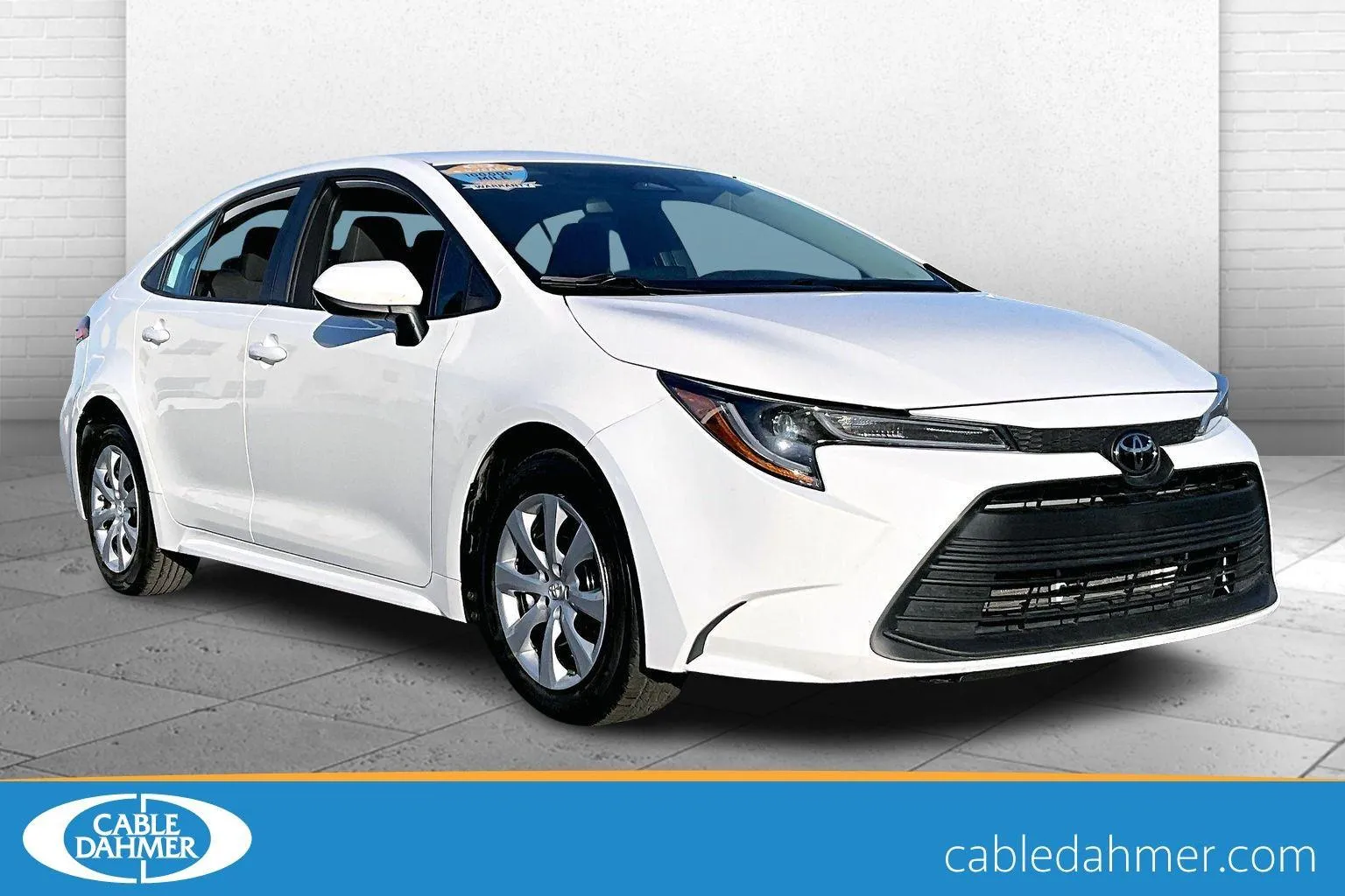 White 2023 Toyota Corolla LE for sale in Topeka, KS