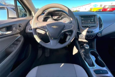More photos of 2017 Chevrolet Cruze LT at Cable Dahmer of Topeka, KS