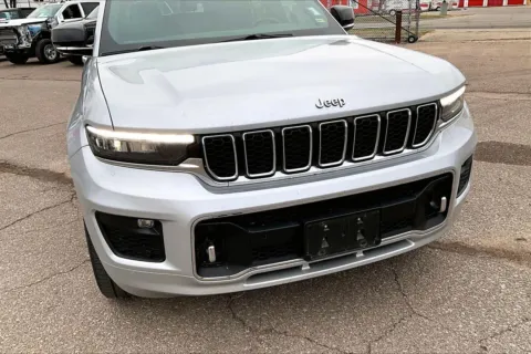Another view of 2021 Jeep Grand Cherokee L Overland for sale in Topeka, KS at Cable Dahmer of Topeka