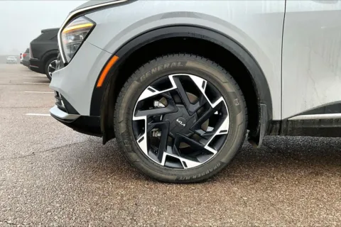 Photos of 2024 Kia Sportage SX-Prestige for sale in Topeka, KS at Cable Dahmer of Topeka