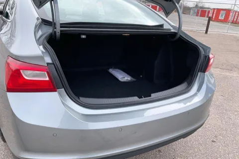 More photos of 2024 Chevrolet Malibu 1LT at Cable Dahmer of Topeka, KS