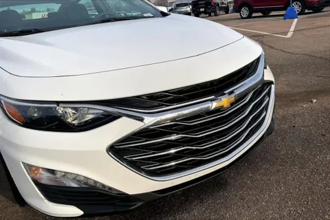 Another view of 2024 Chevrolet Malibu 1LT for sale in Topeka, KS at Cable Dahmer of Topeka