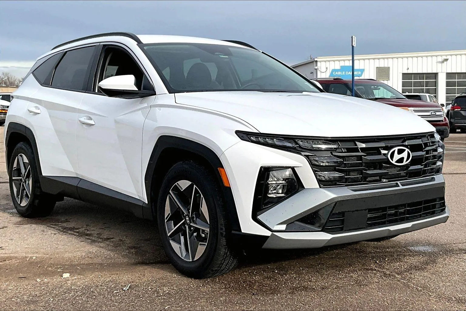 White 2025 Hyundai Tucson SEL for sale in Topeka, KS
