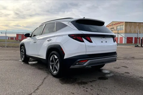 More photos of 2025 Hyundai Tucson SEL at Cable Dahmer of Topeka, KS