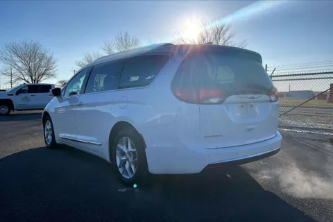 More photos of 2018 Chrysler Pacifica Touring L Plus at Cable Dahmer of Topeka, KS