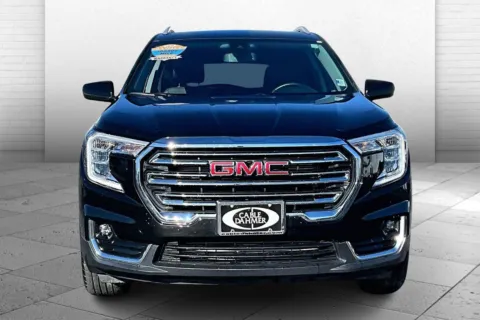 Photos of 2024 GMC Terrain SLT for sale in Topeka, KS at Cable Dahmer of Topeka