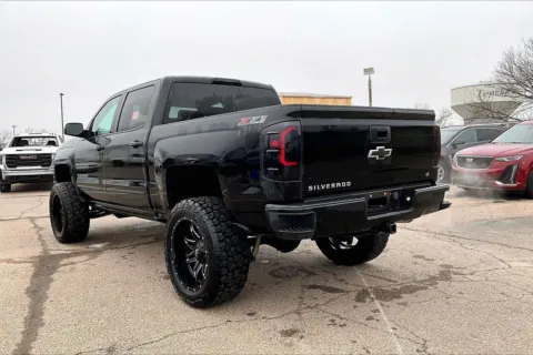 More photos of 2015 Chevrolet Silverado 1500 LT at Cable Dahmer of Topeka, KS