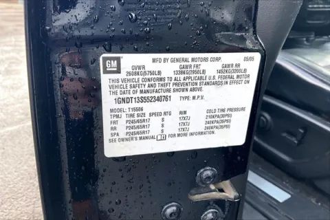 More photos of 2005 Chevrolet Trailblazer LT at Cable Dahmer of Topeka, KS