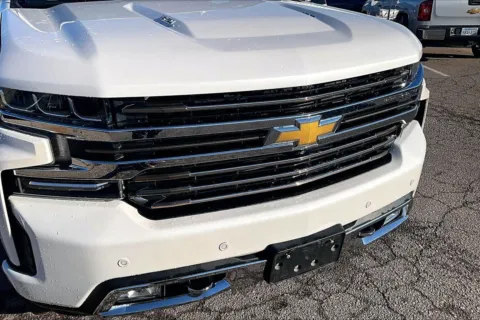 Another view of 2020 Chevrolet Silverado 1500 High Country for sale in Topeka, KS at Cable Dahmer of Topeka