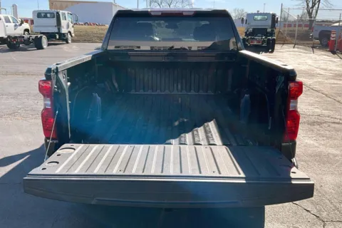 More photos of 2023 Chevrolet Silverado 1500 LT at Cable Dahmer of Topeka, KS