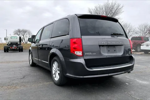More photos of 2019 Dodge Grand Caravan SXT at Cable Dahmer of Topeka, KS
