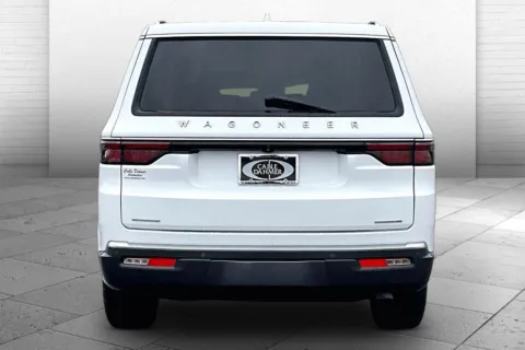 Another view of 2022 Jeep Wagoneer Series III for sale in Topeka, KS at Cable Dahmer of Topeka