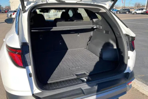 More photos of 2025 Hyundai Tucson SEL at Cable Dahmer of Topeka, KS