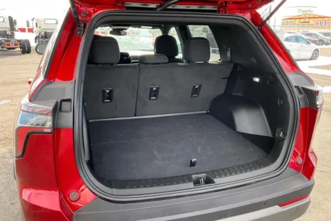 More photos of 2025 Chevrolet Equinox LT at Cable Dahmer of Topeka, KS