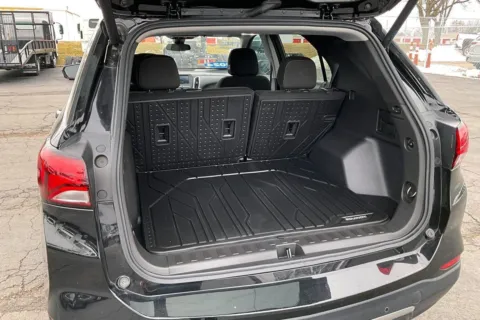 More photos of 2024 Chevrolet Equinox LT at Cable Dahmer of Topeka, KS