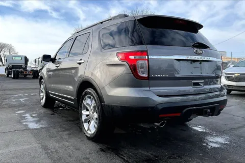 More photos of 2014 Ford Explorer Limited at Cable Dahmer of Topeka, KS