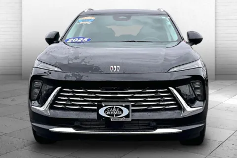 Photos of 2025 Buick Envision Preferred for sale in Topeka, KS at Cable Dahmer of Topeka