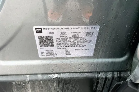 More photos of 2024 Chevrolet Equinox LT at Cable Dahmer of Topeka, KS