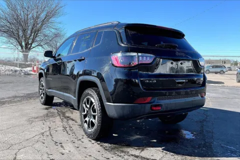 More photos of 2024 Jeep Compass Trailhawk at Cable Dahmer of Topeka, KS