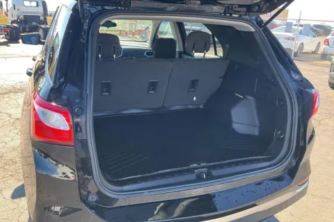 More photos of 2020 Chevrolet Equinox LT at Cable Dahmer of Topeka, KS