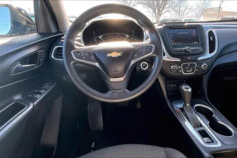 More photos of 2020 Chevrolet Equinox LT at Cable Dahmer of Topeka, KS
