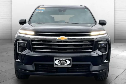 Photos of 2024 Chevrolet Traverse LT for sale in Topeka, KS at Cable Dahmer of Topeka