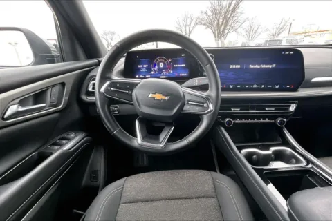 More photos of 2024 Chevrolet Traverse LT at Cable Dahmer of Topeka, KS