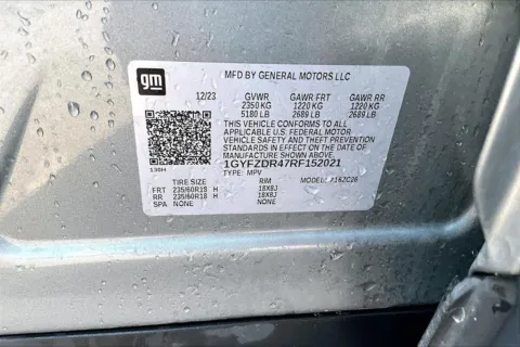 More photos of 2024 Cadillac XT4 Premium Luxury at Cable Dahmer of Topeka, KS