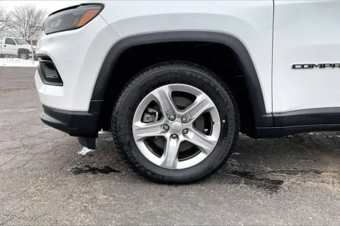 Photos of 2024 Jeep Compass Latitude for sale in Topeka, KS at Cable Dahmer of Topeka